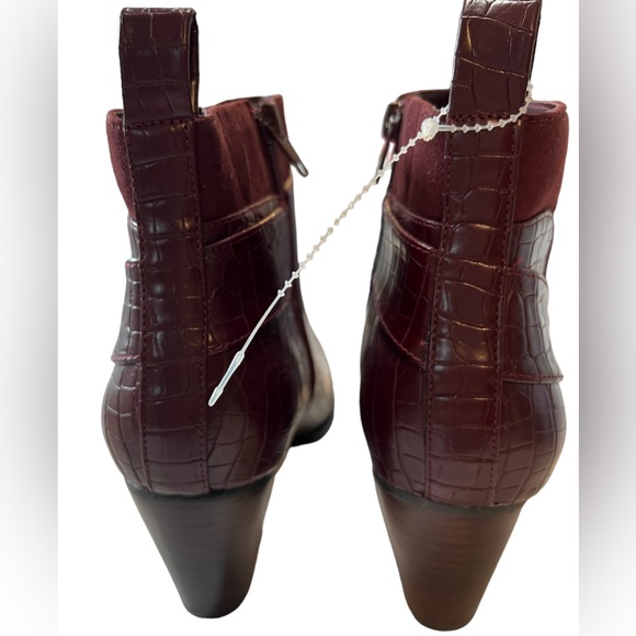 Bella Vita Women’s Elektra li Western Inspired Ankle Booties Sz8.5WW Maroon - Picture 5 of 11
